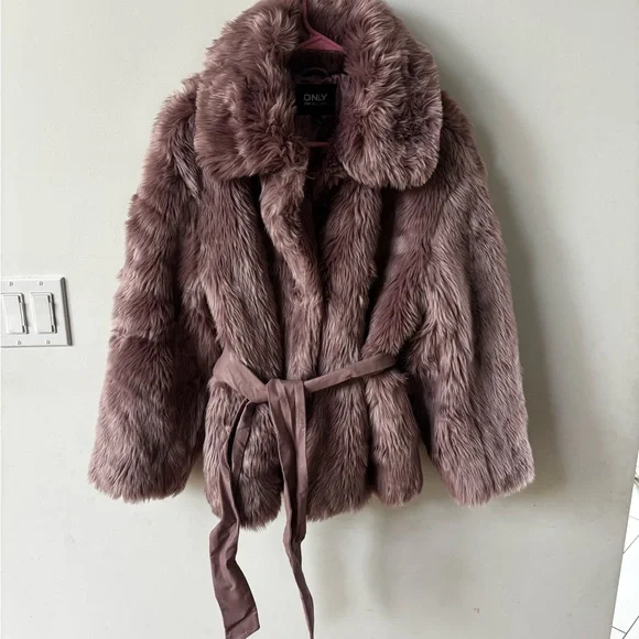 ONLY Women's Plush Teddy Jacket - Brown - Picture 1 of 3